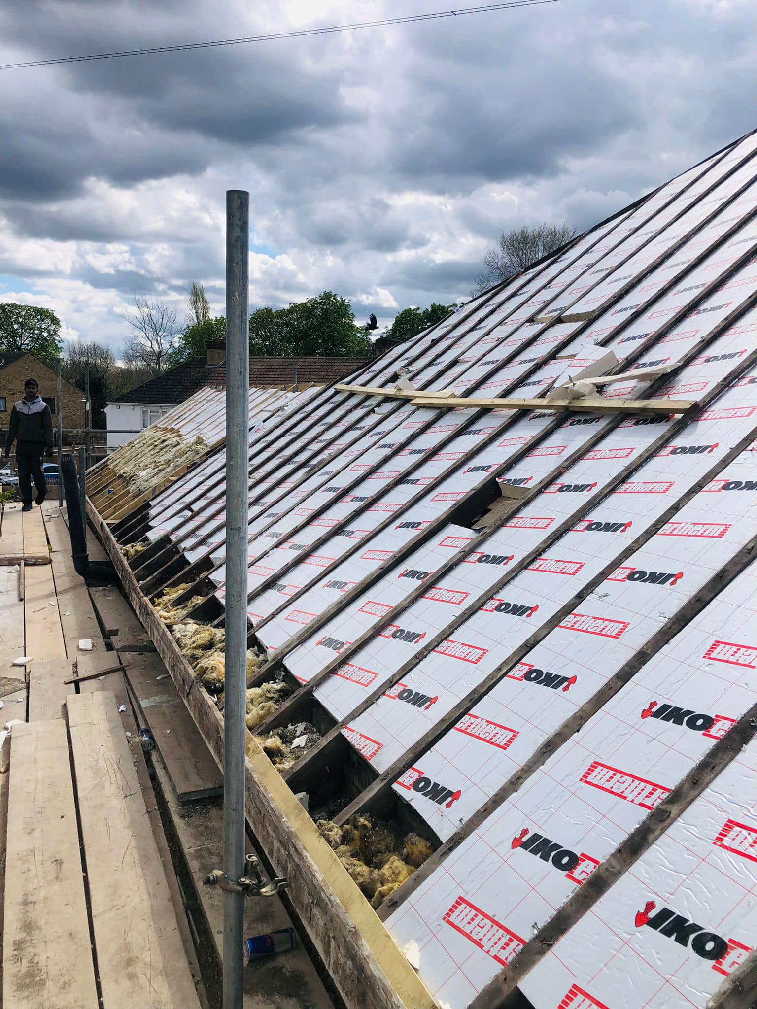 Roofing project - 738666347552327