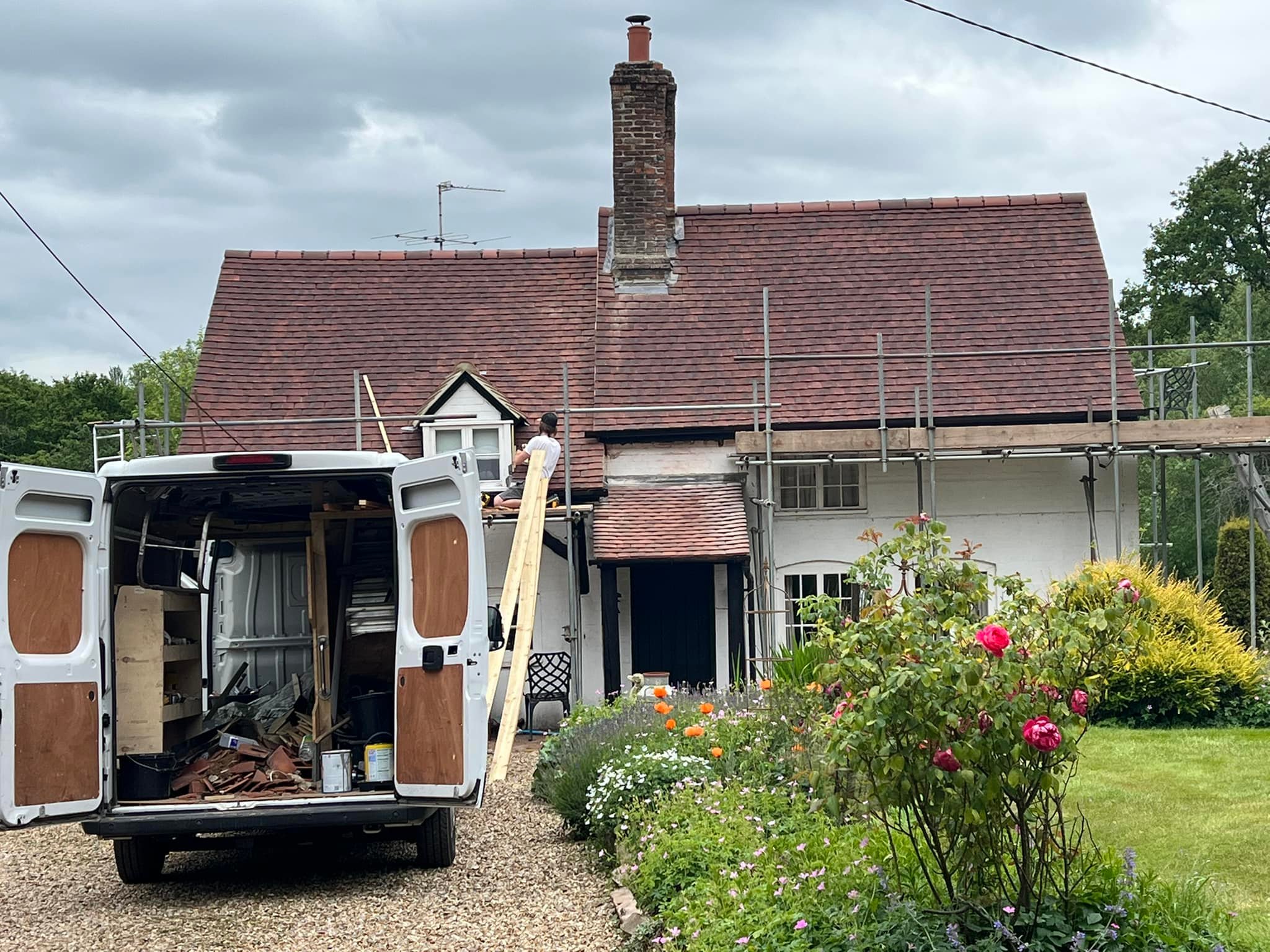 Roofing project - 740572264028402