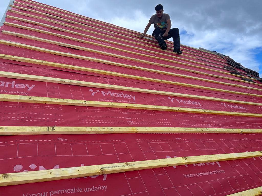 Roofing project - 740572880695007