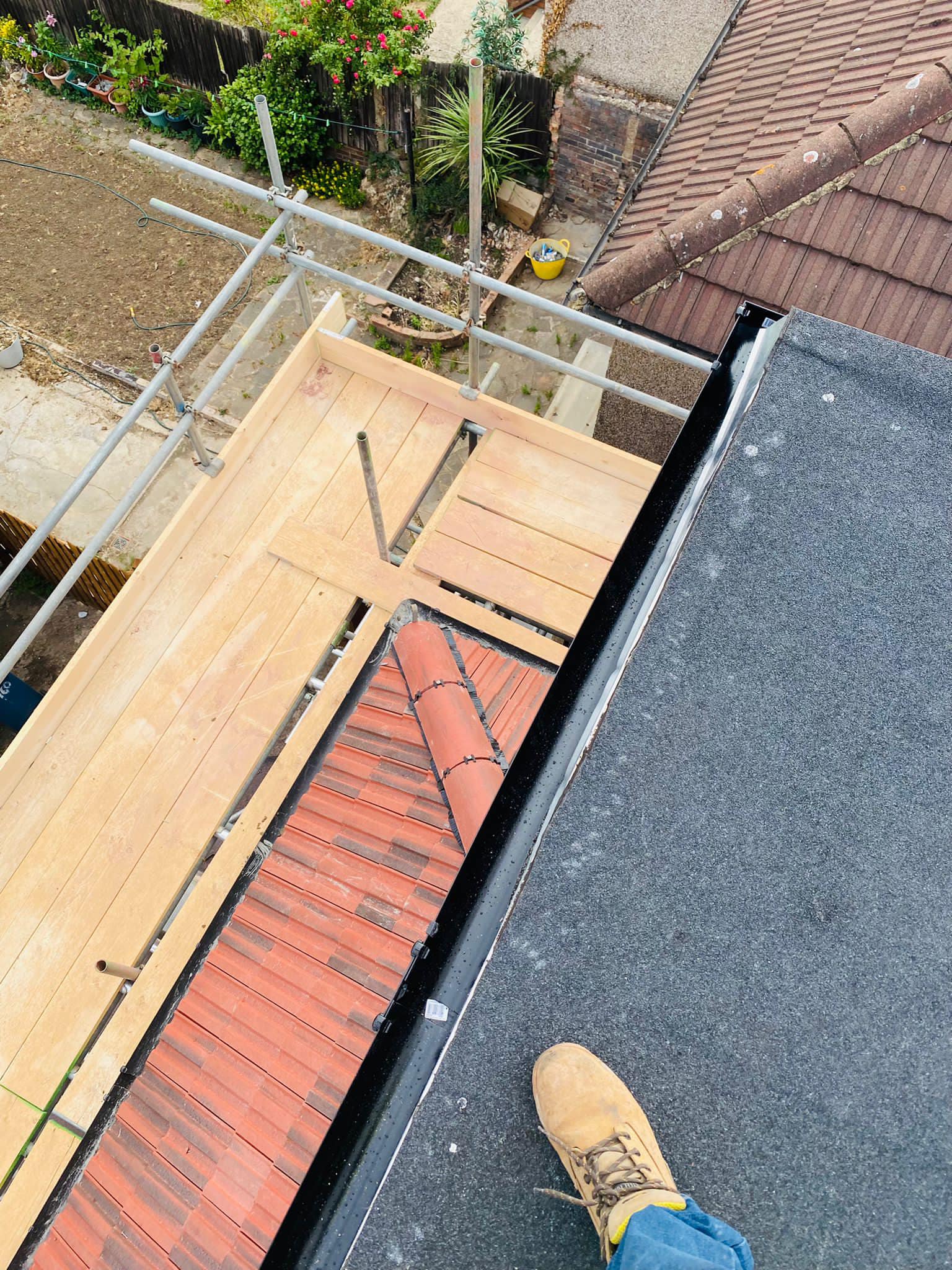 Roofing project - 771031280982500