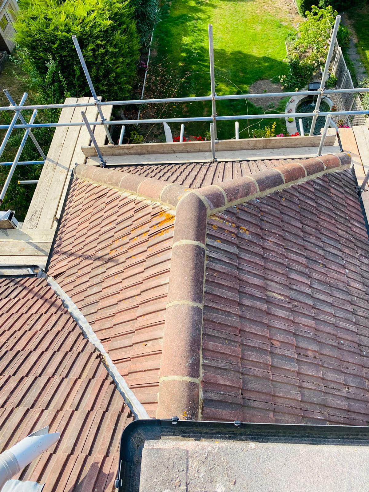 Commercial roof restoration in Canary Wharf