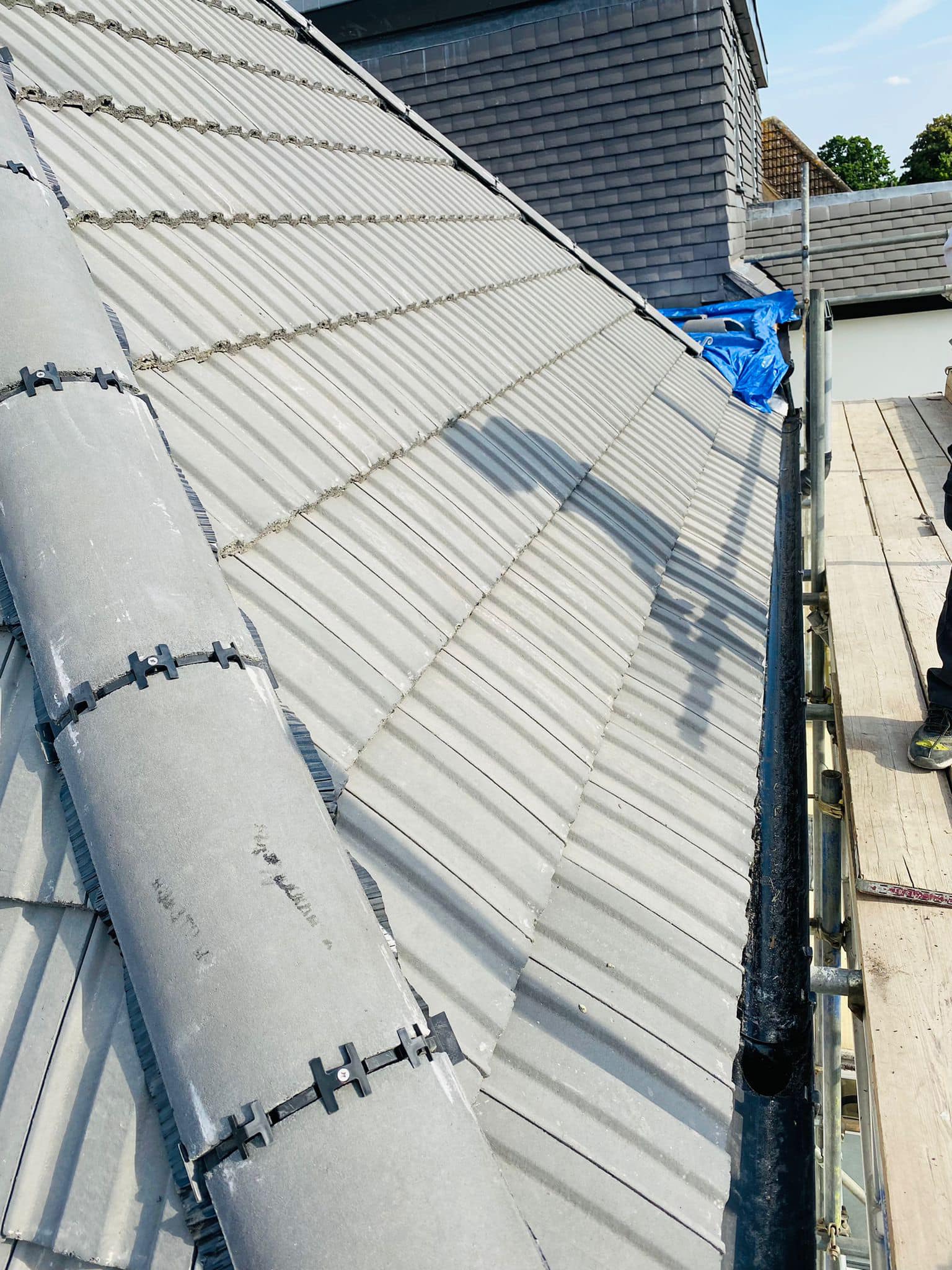 Roofing project - 777580420327586