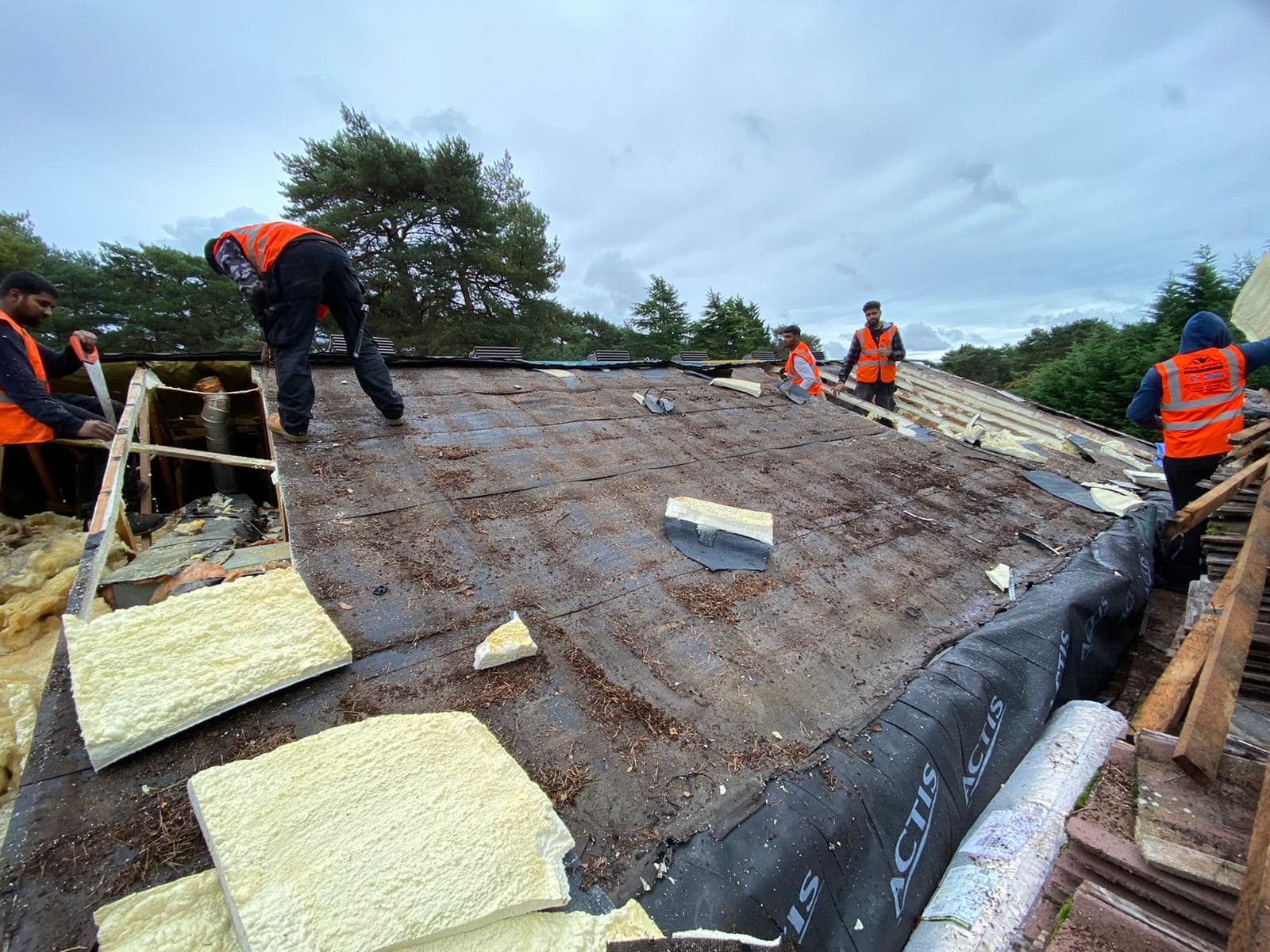 Roofing project - 820198066065821