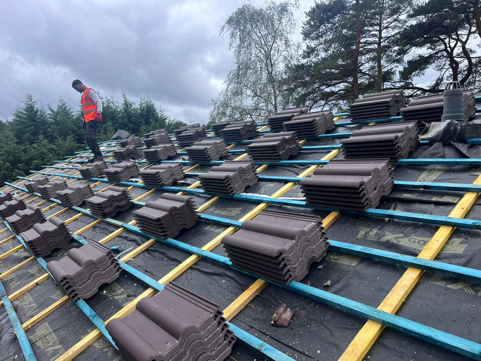 Roofing project - 820200452732249