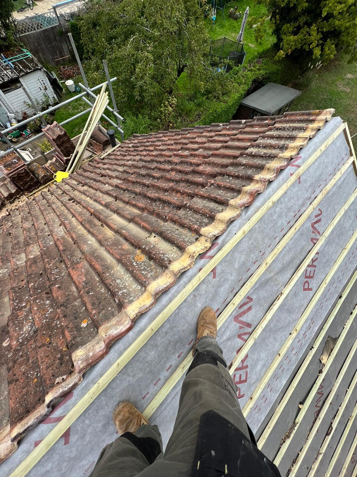 Roofing project - 820201499398811