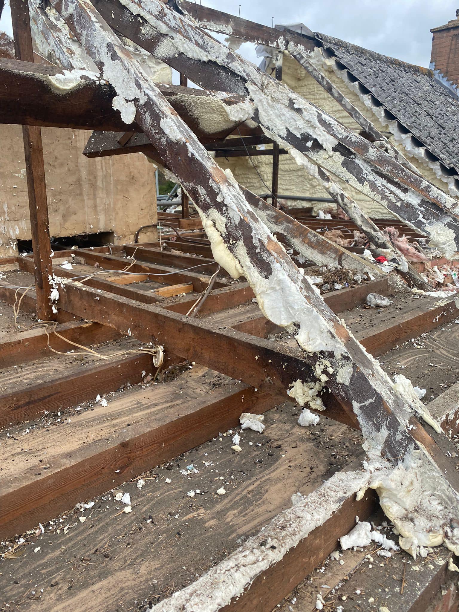 Roofing project - 820262842726010