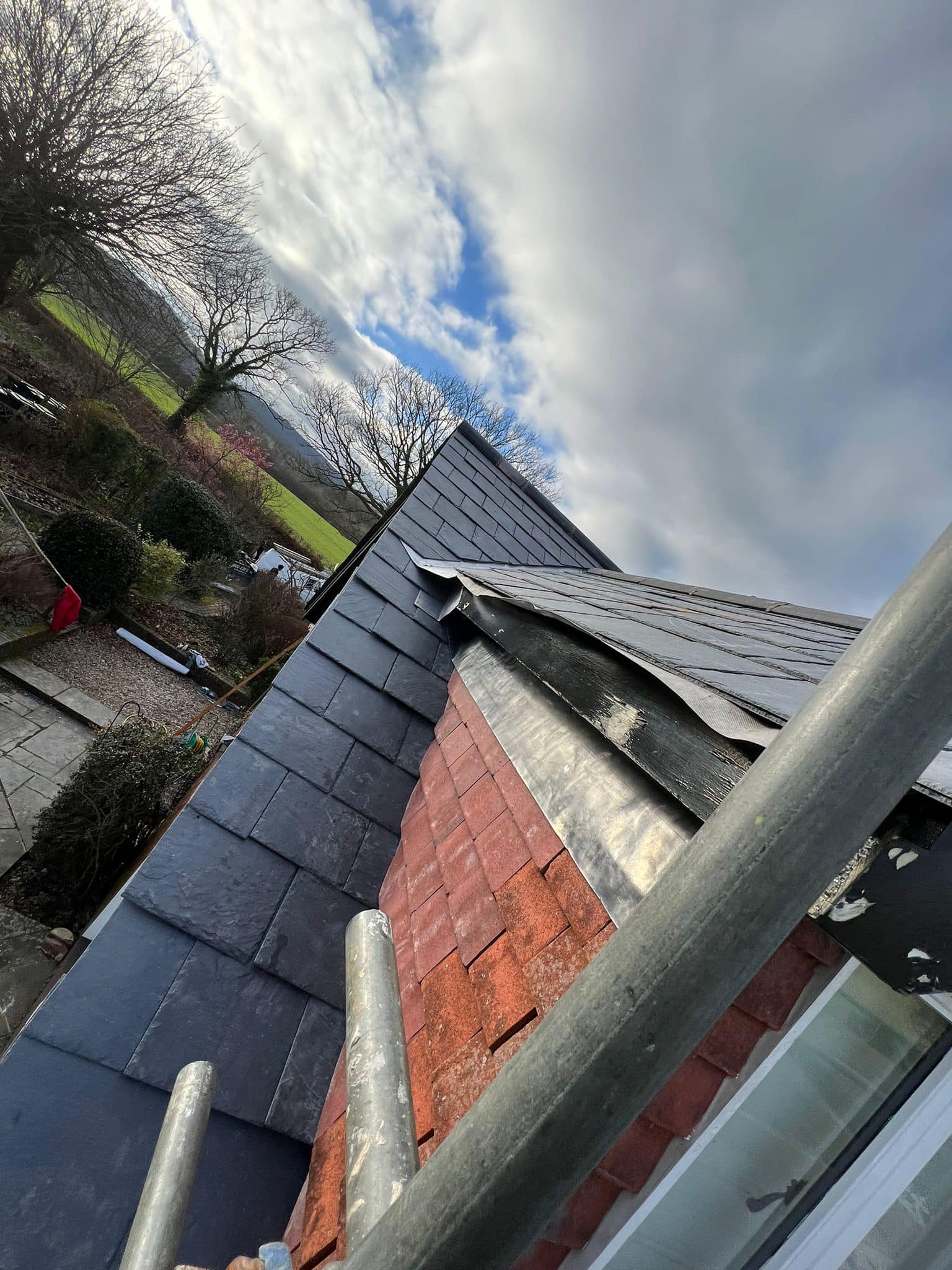 Roofing project - 917460356339591