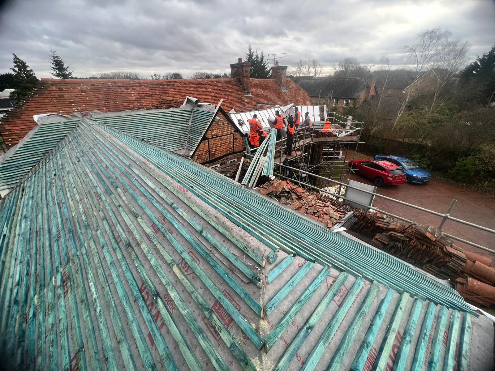 Roofing project - 917472066338420