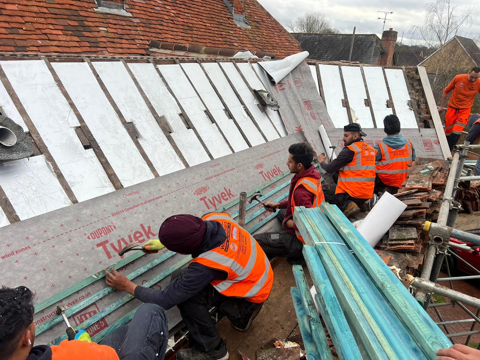 Roofing project - 917472443005049