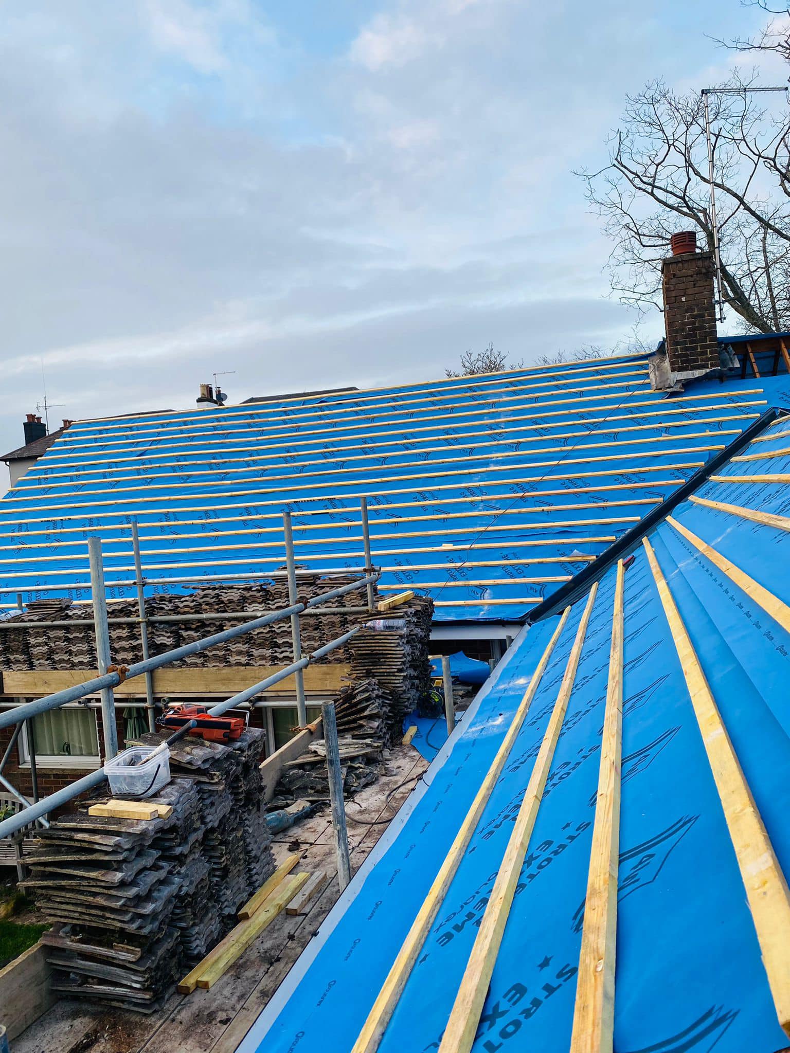 Roofing project - 917484953003798