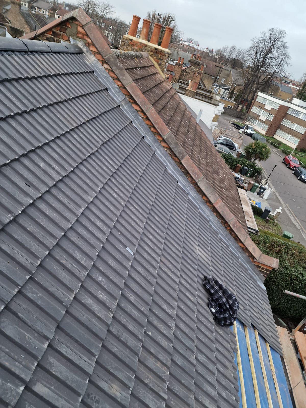 Roofing project - 919315559487404