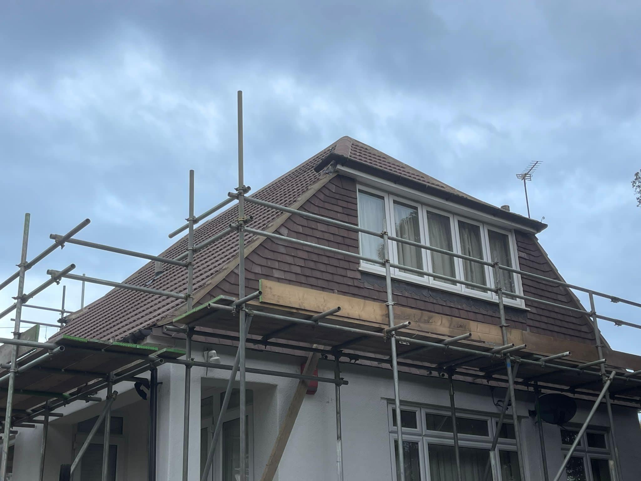 Roofing project - 931332378285722