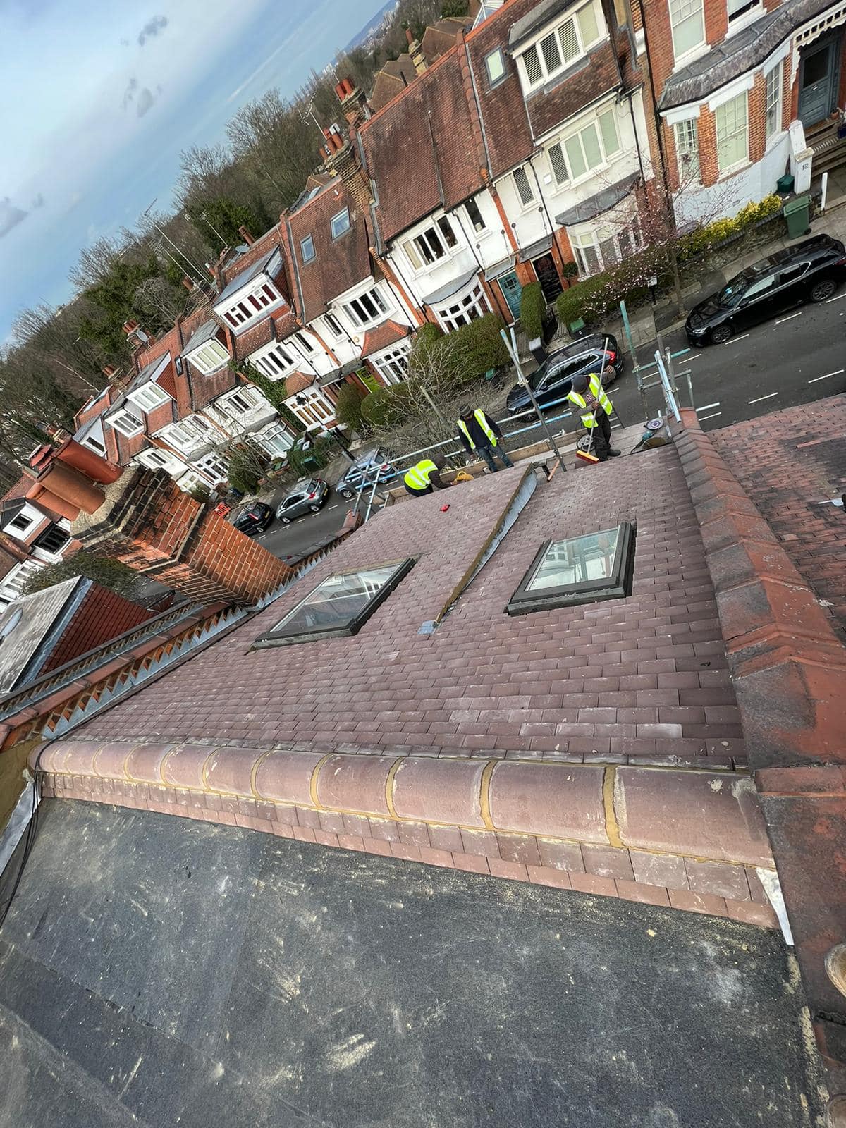 Roofing project - 931333548285605