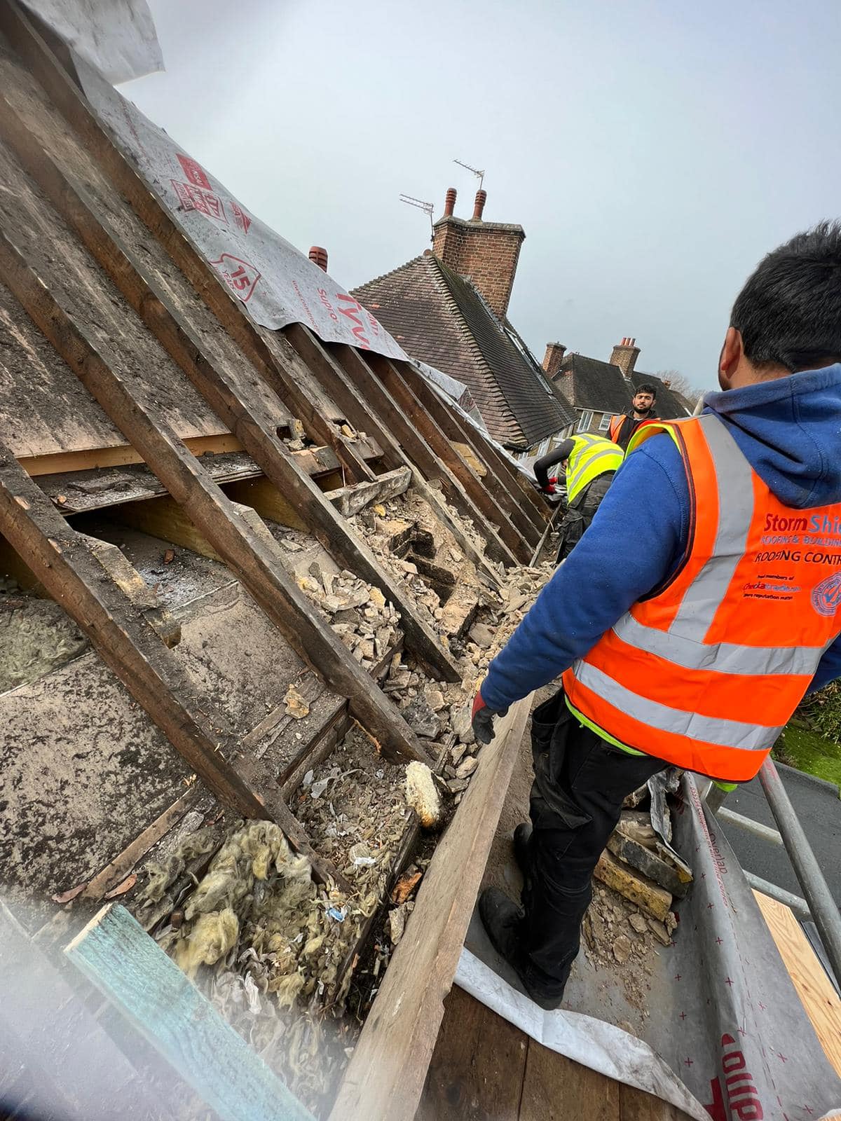 Roofing project - 931334648285495