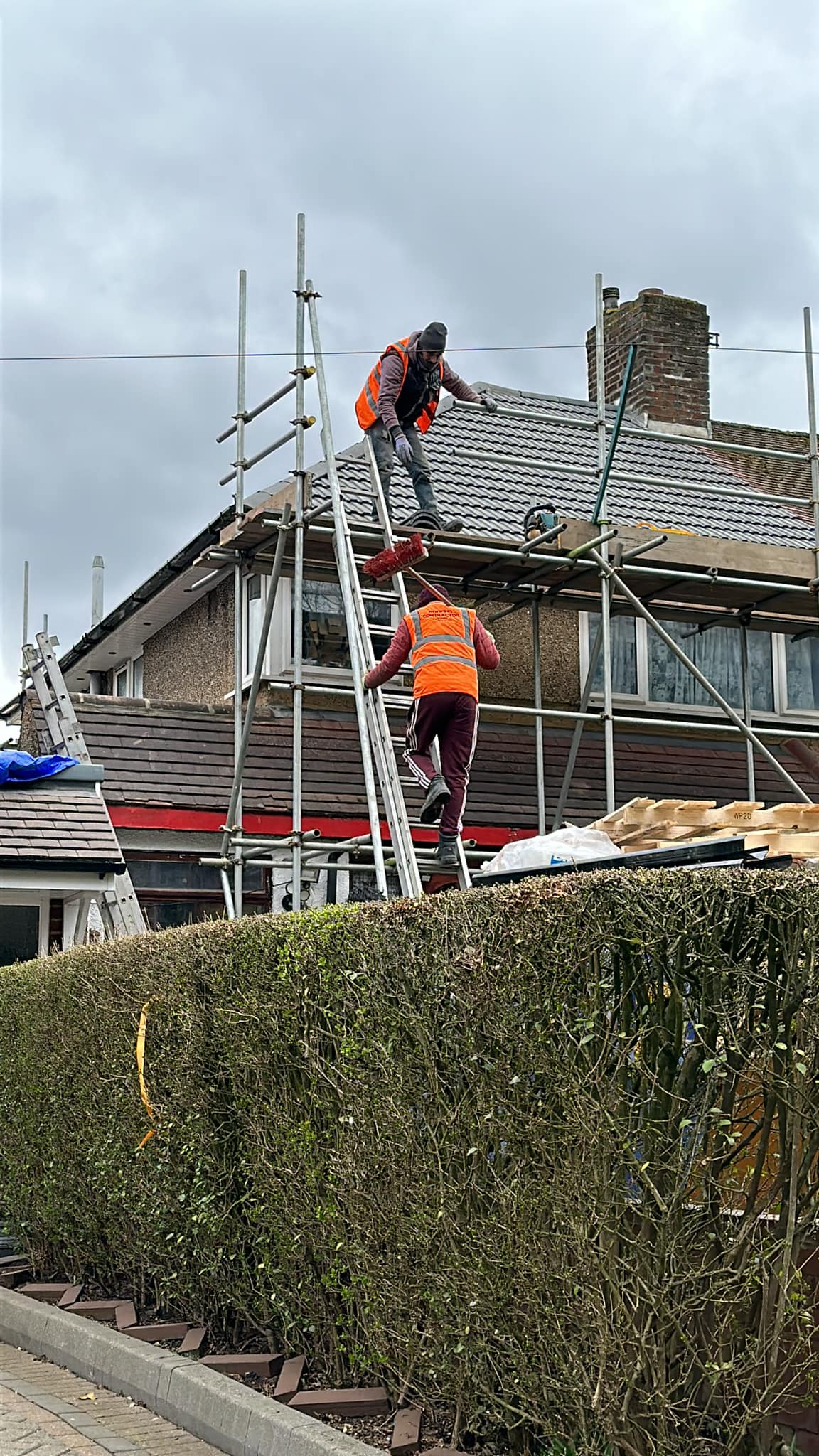 Roofing project - 931335908285369