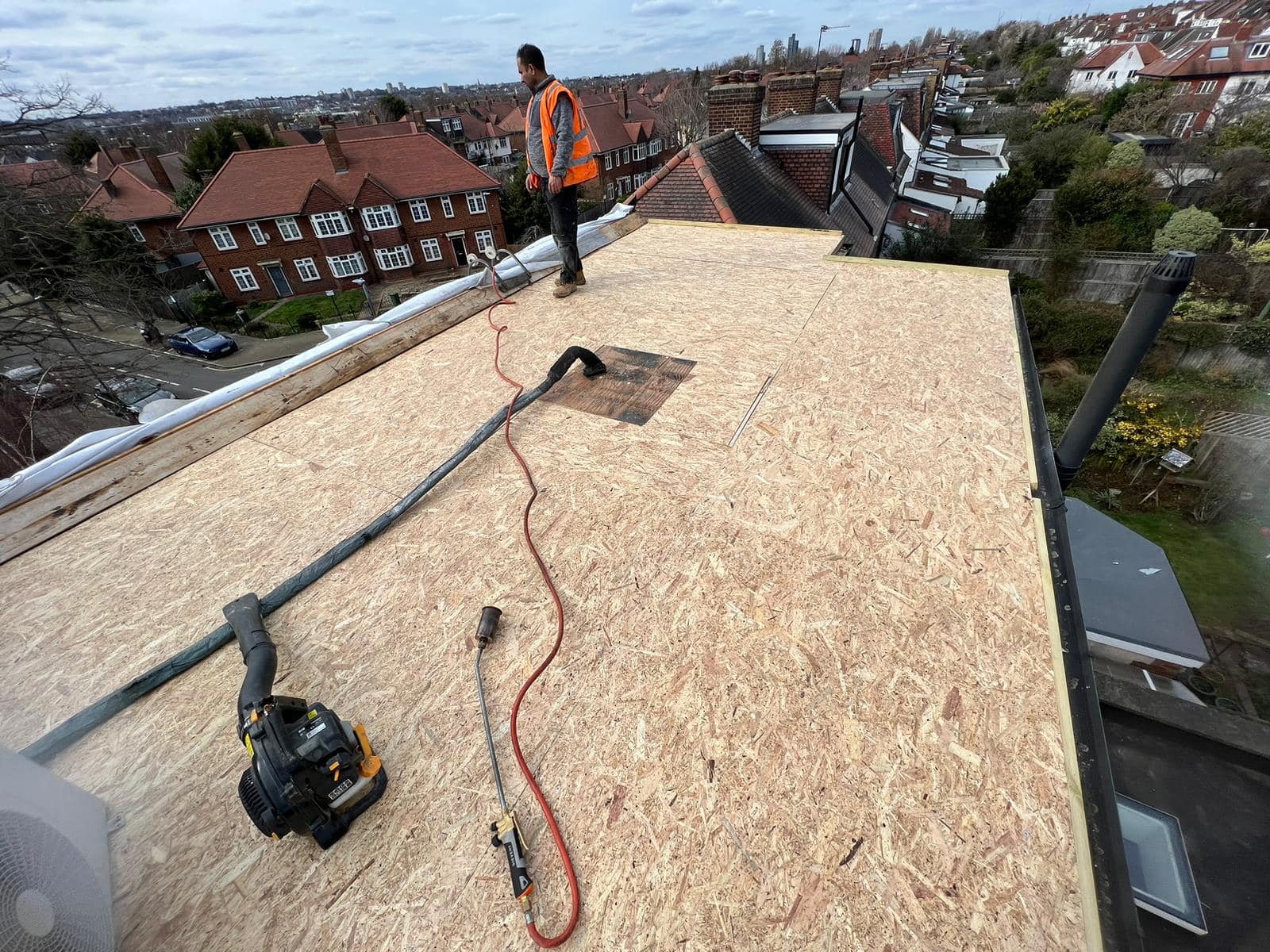 Roofing project - 931337718285188