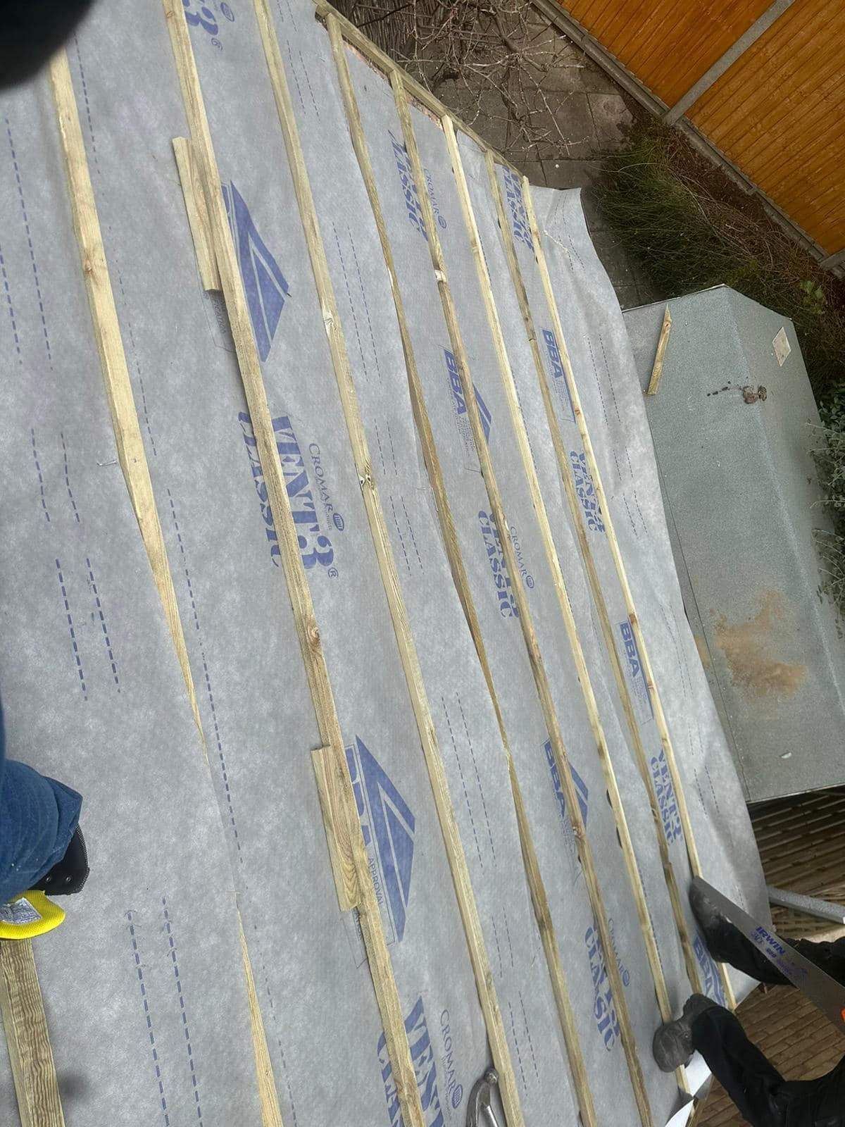 Roofing project - 931337838285176