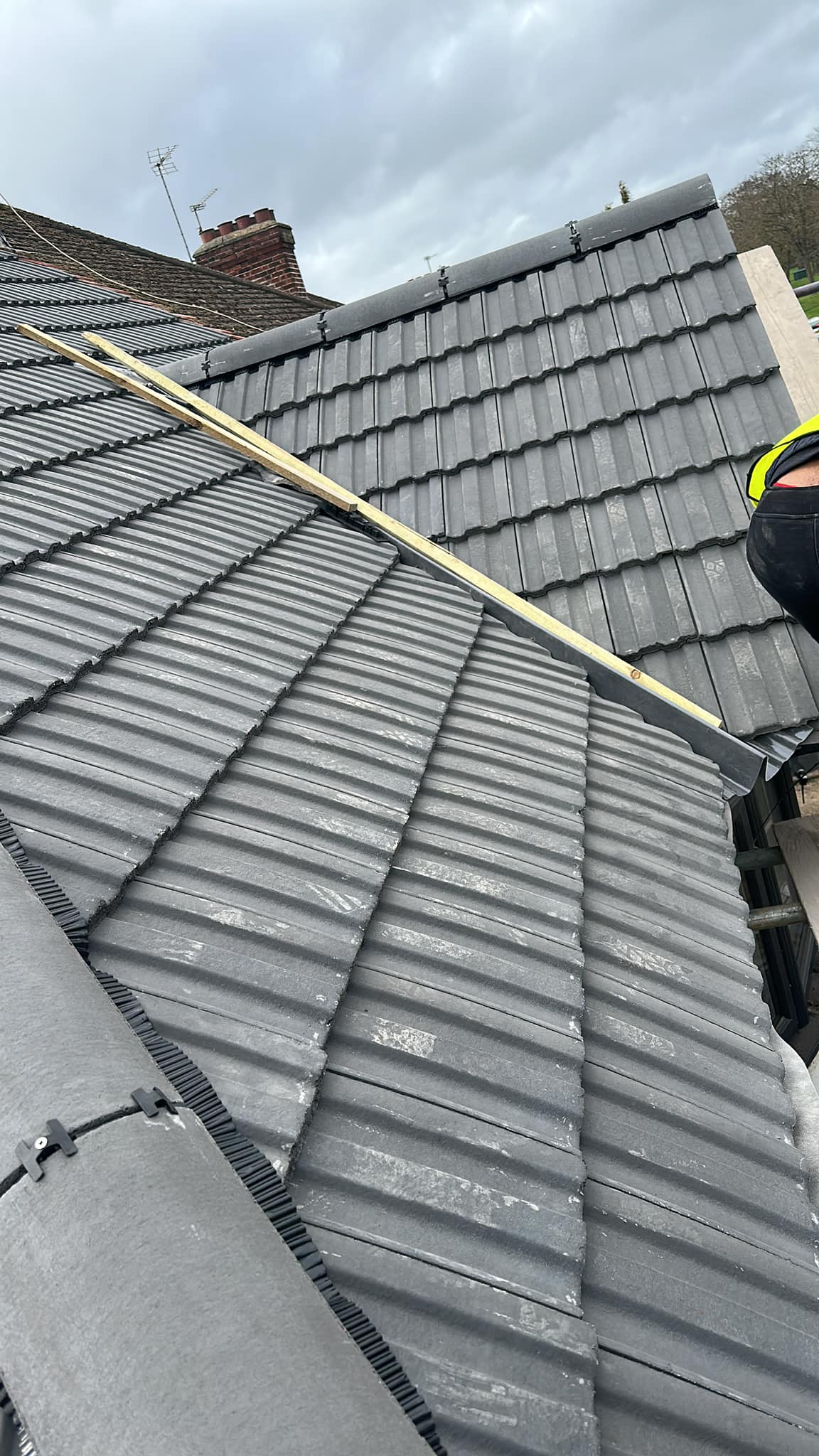 Roofing project - 931337898285170