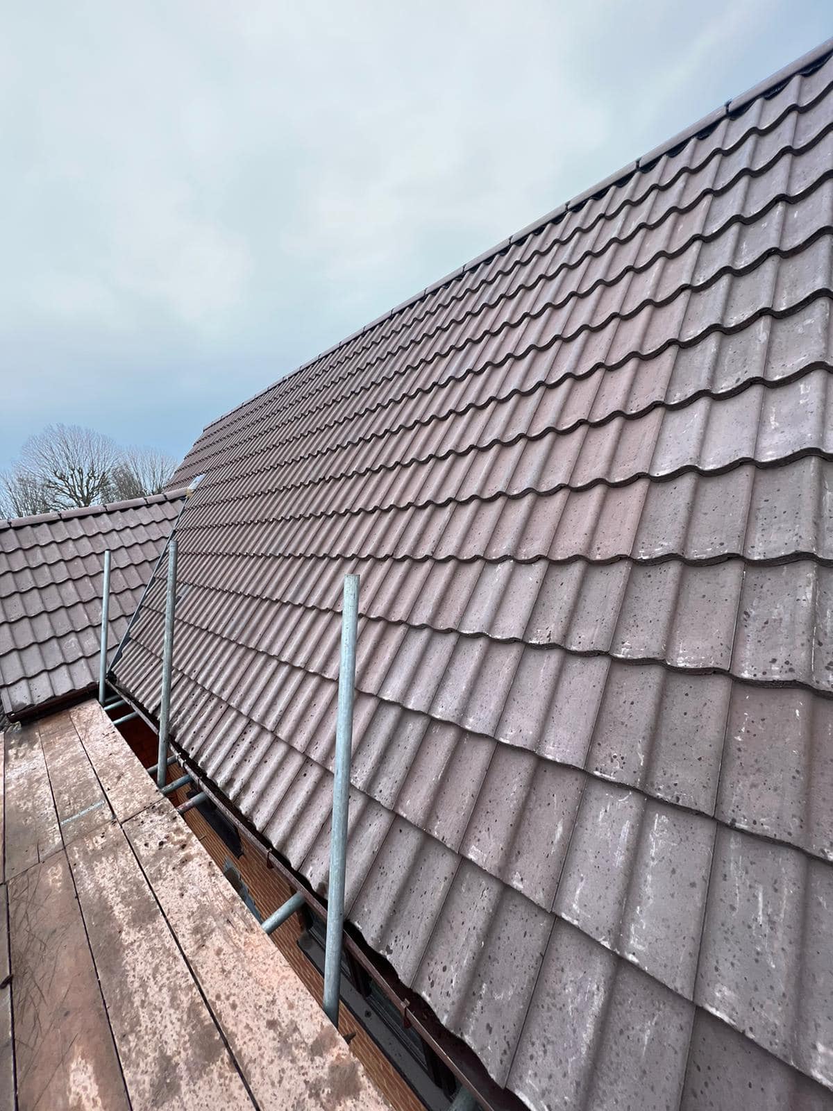 Roofing project - 931345281617765