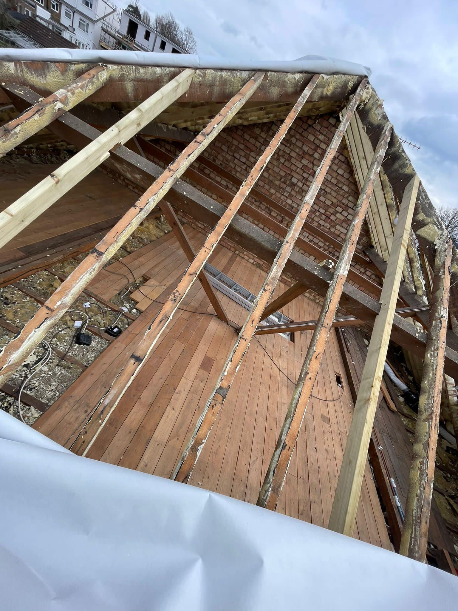 Roofing project - 931346071617686