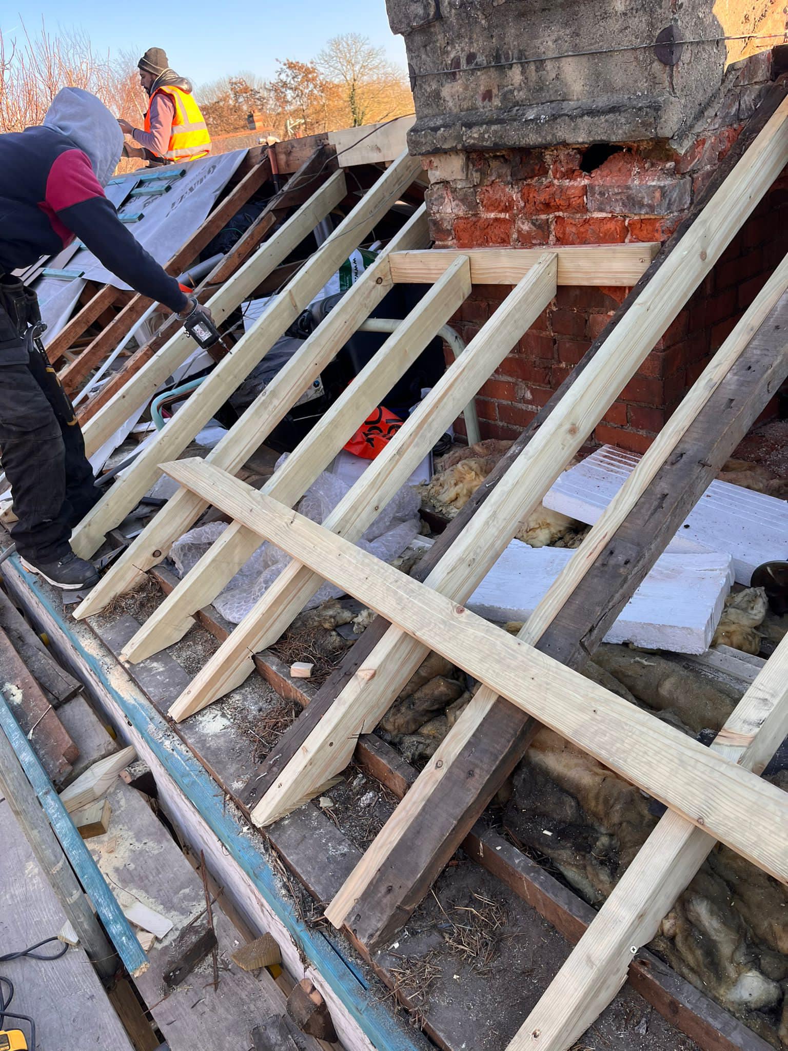 Roofing project - 931348544950772