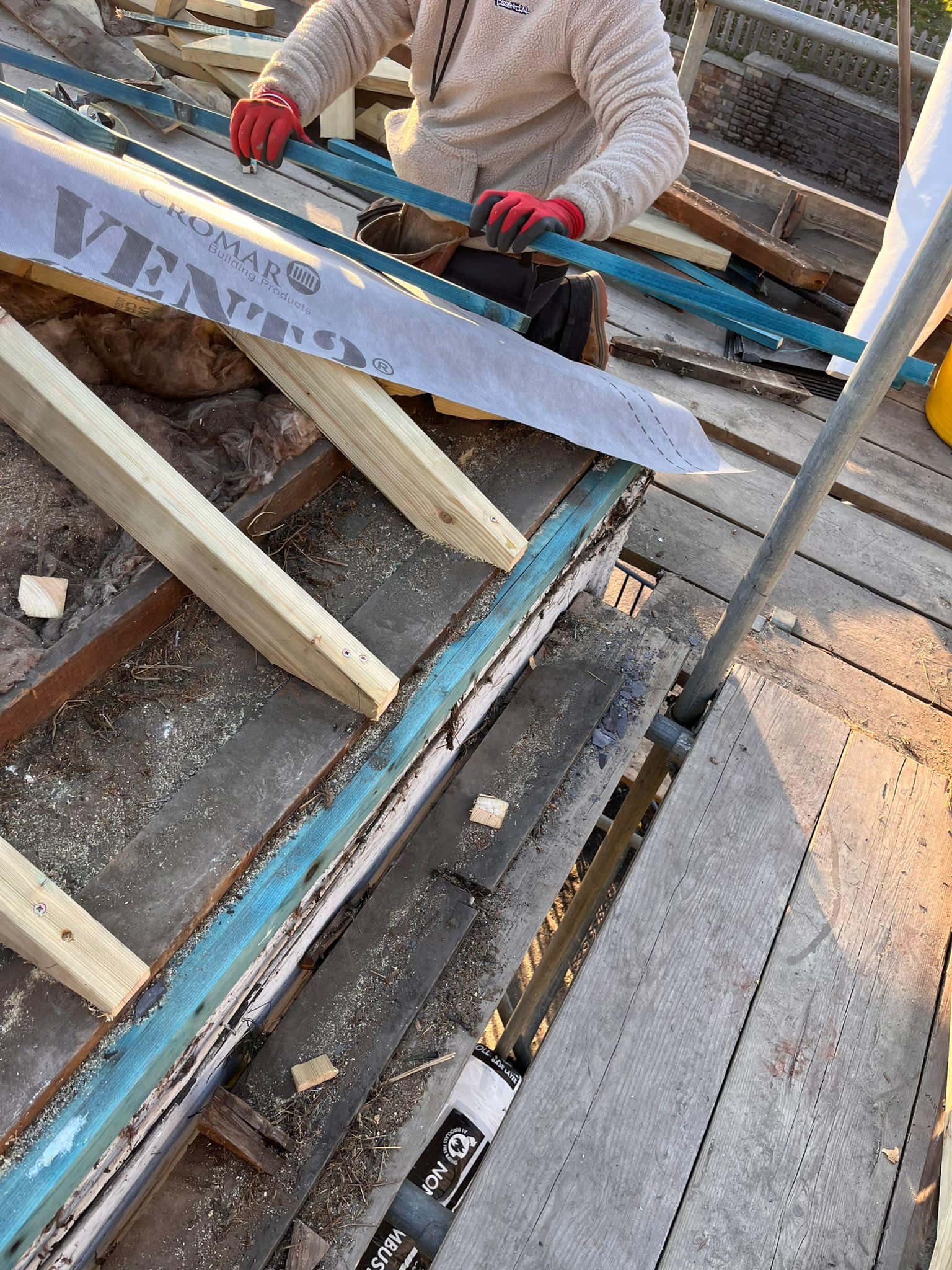 Roofing project - 931348588284101