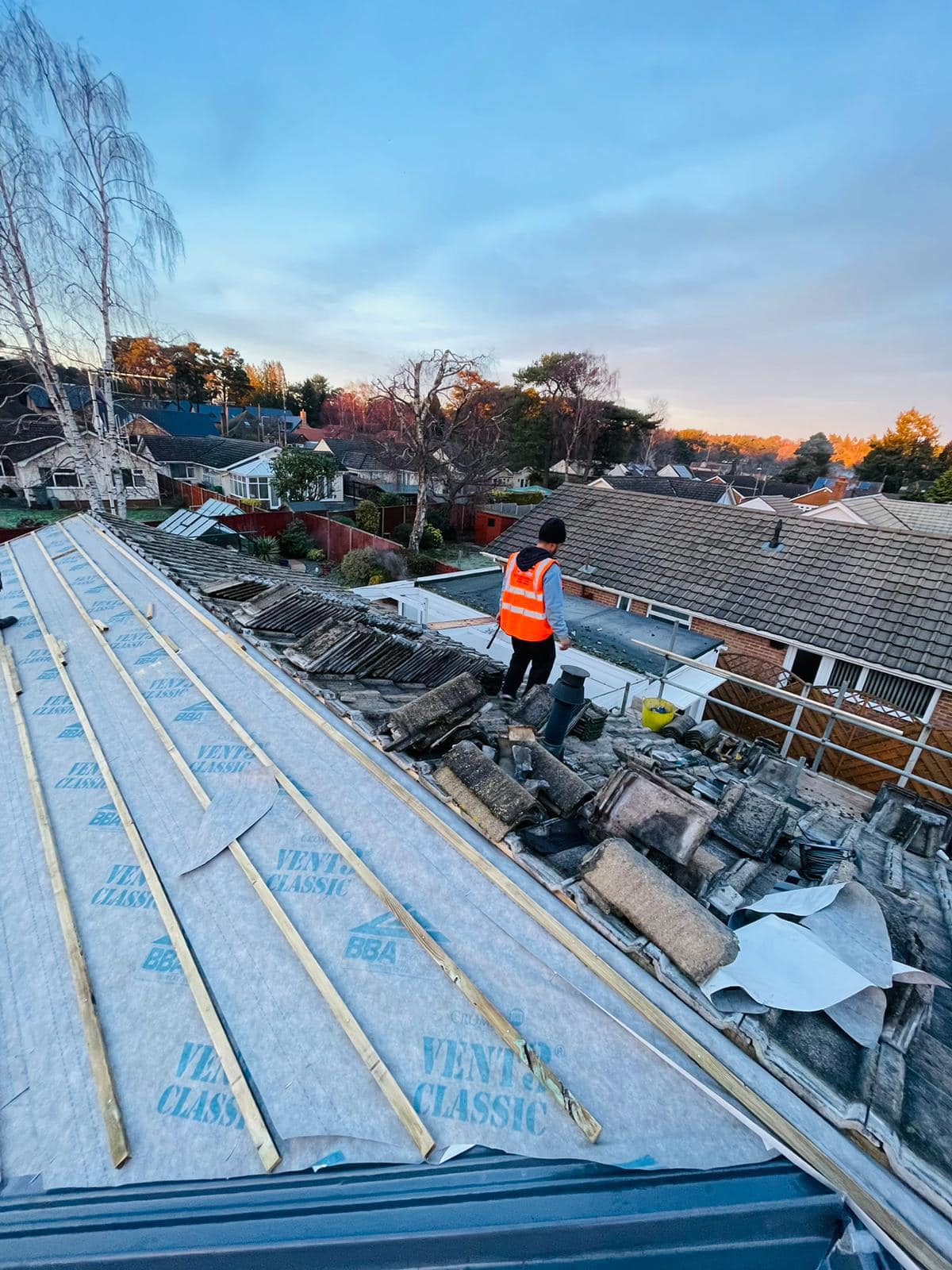 Roofing project - 931360074949619