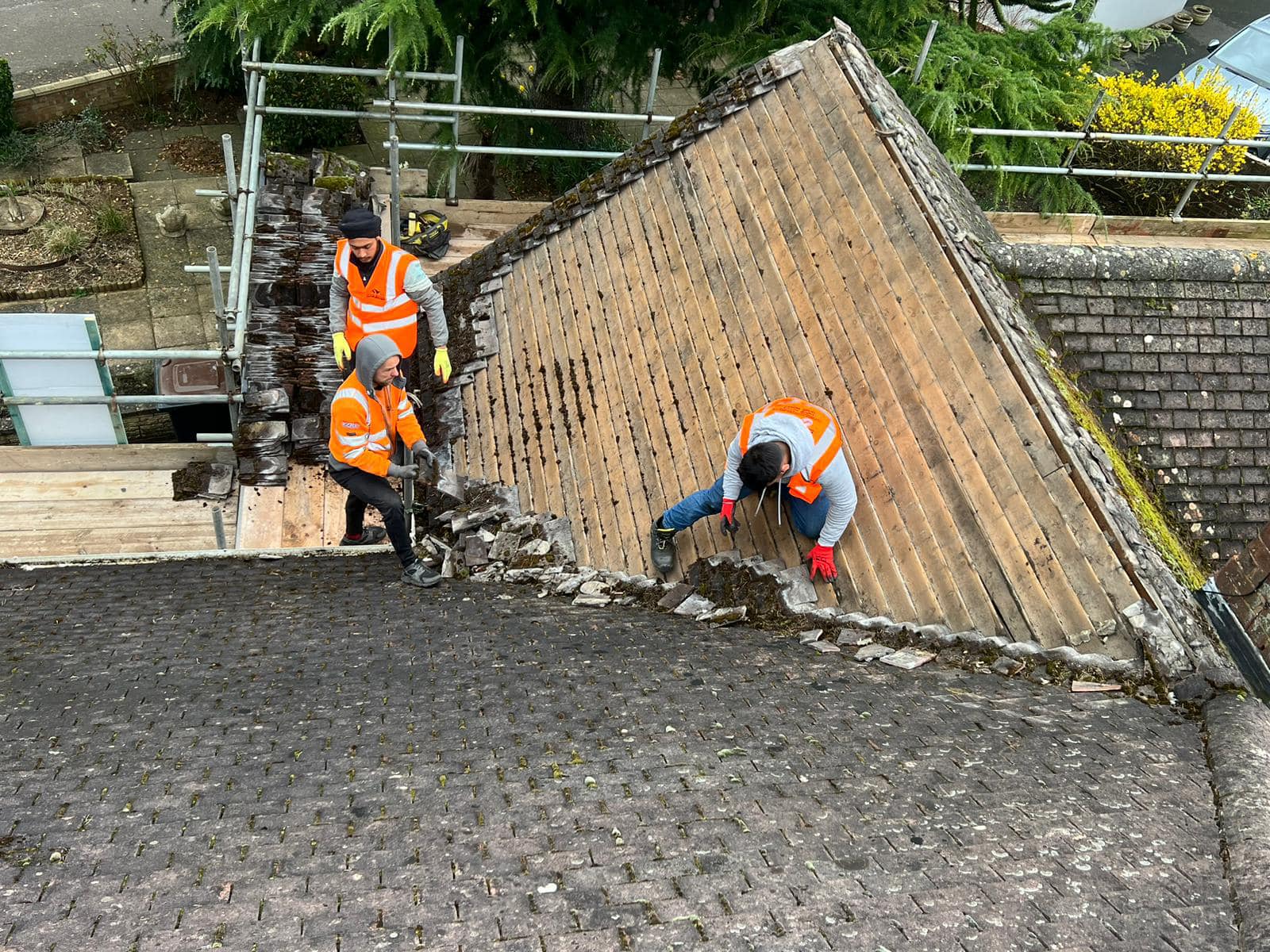 Roofing project - 934510141301279