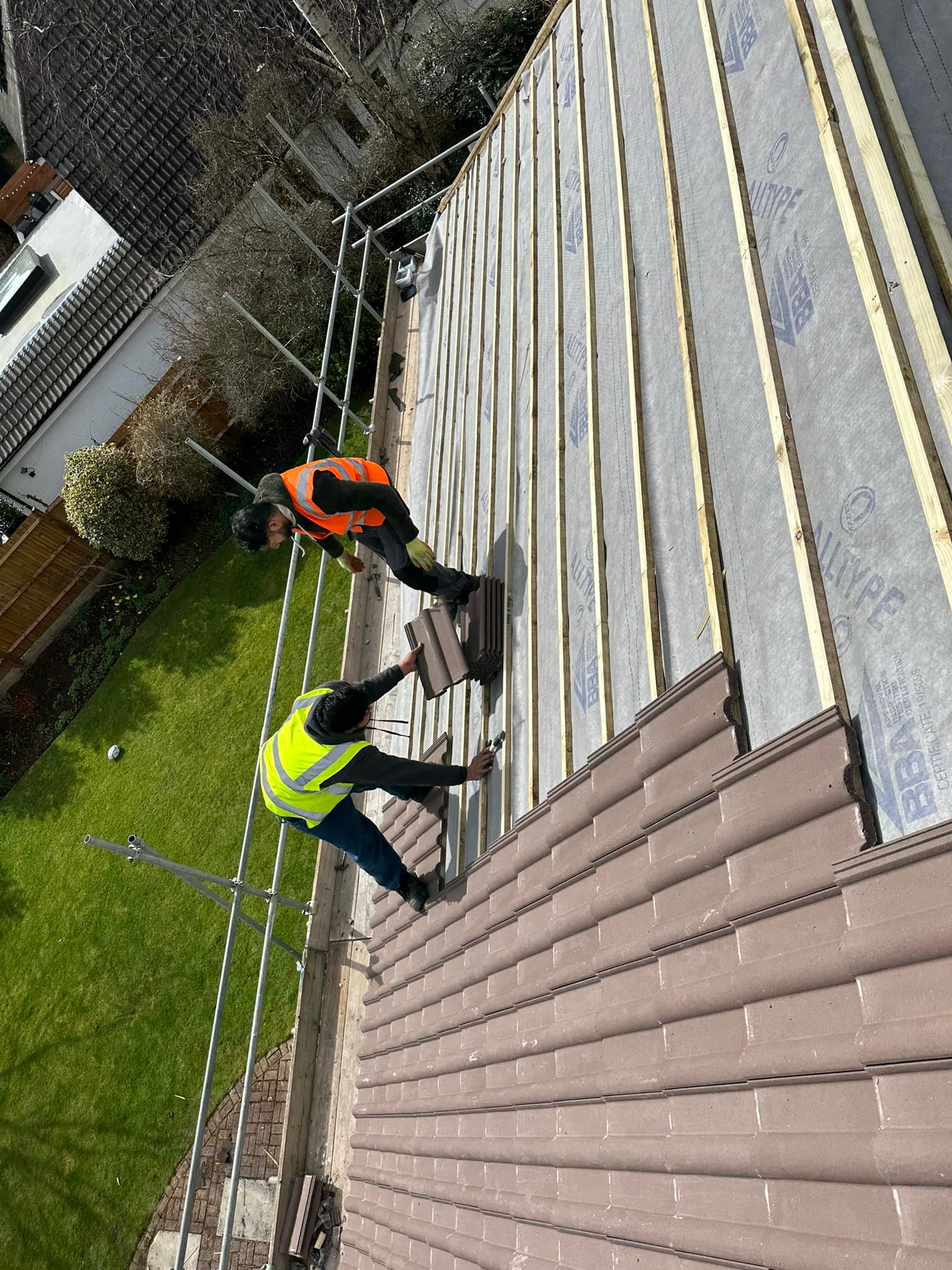 Roofing project - 934571131295180