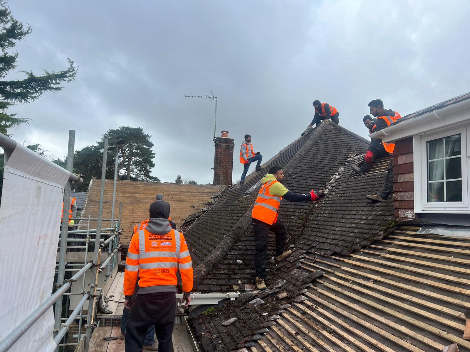 Roofing project - 934571677961792