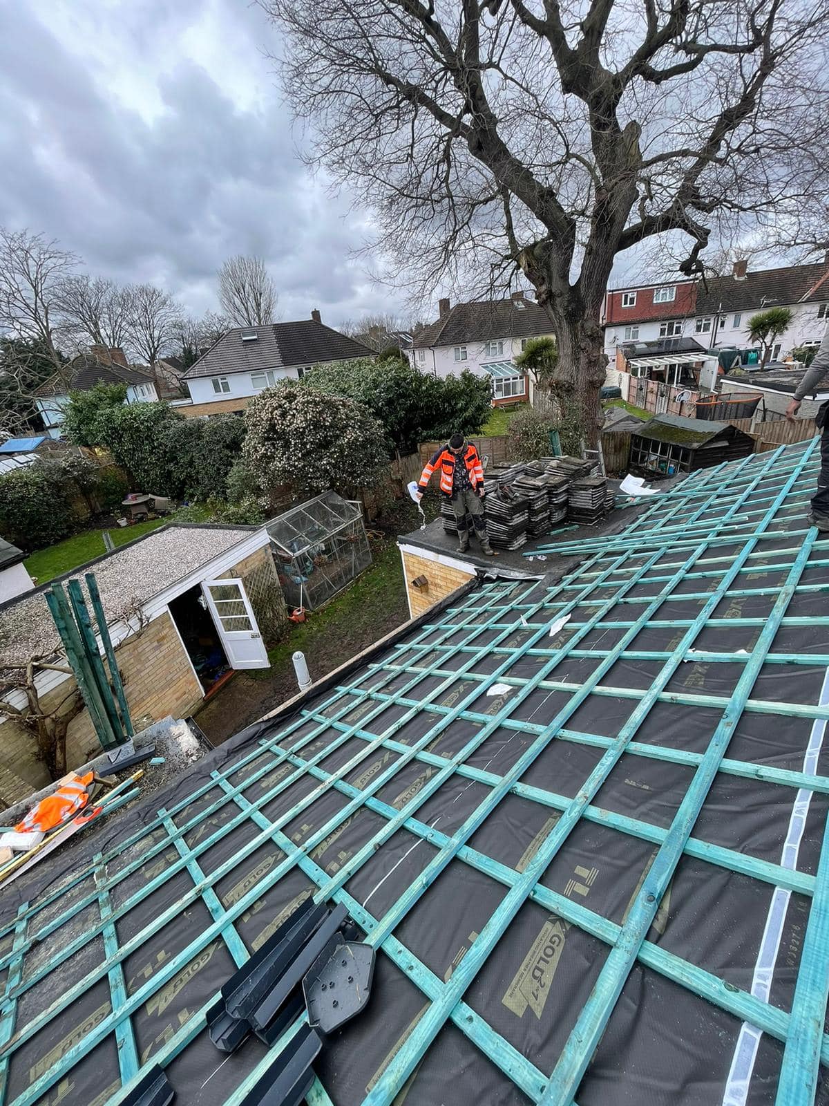 Roofing project - 934576037961356