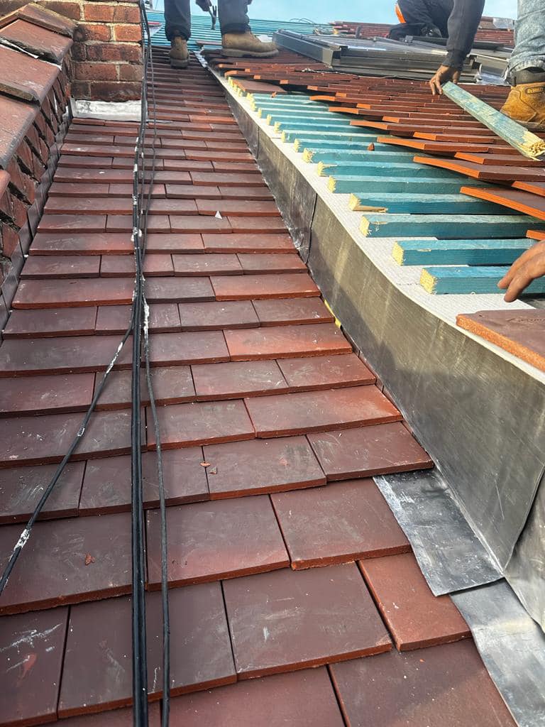 Roofing project - 935797644505862