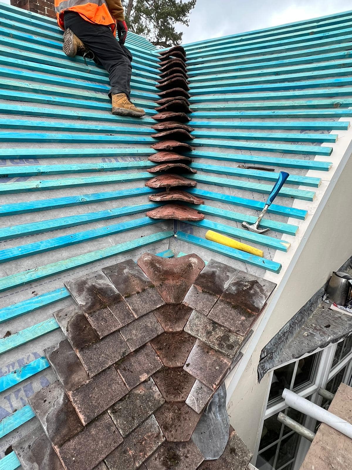 Roofing project - 935800331172260