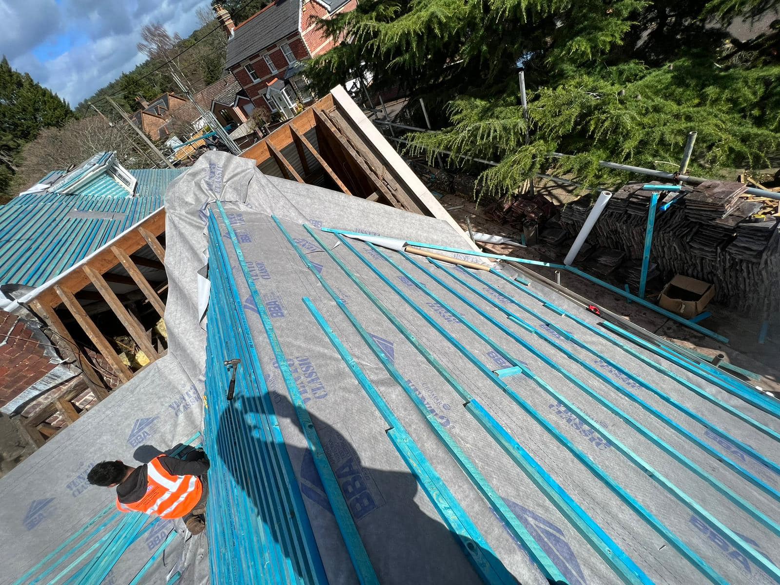 Roofing project - 935800474505579