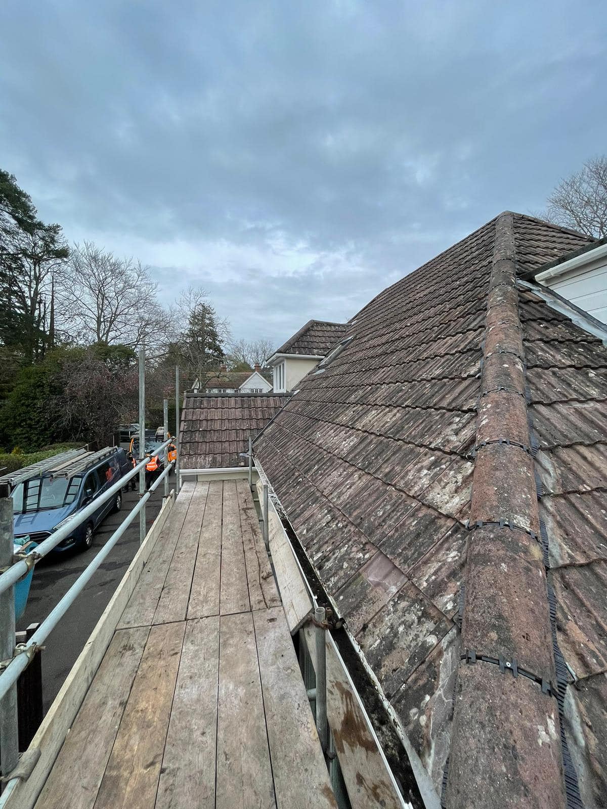 Roofing project - 935800987838861