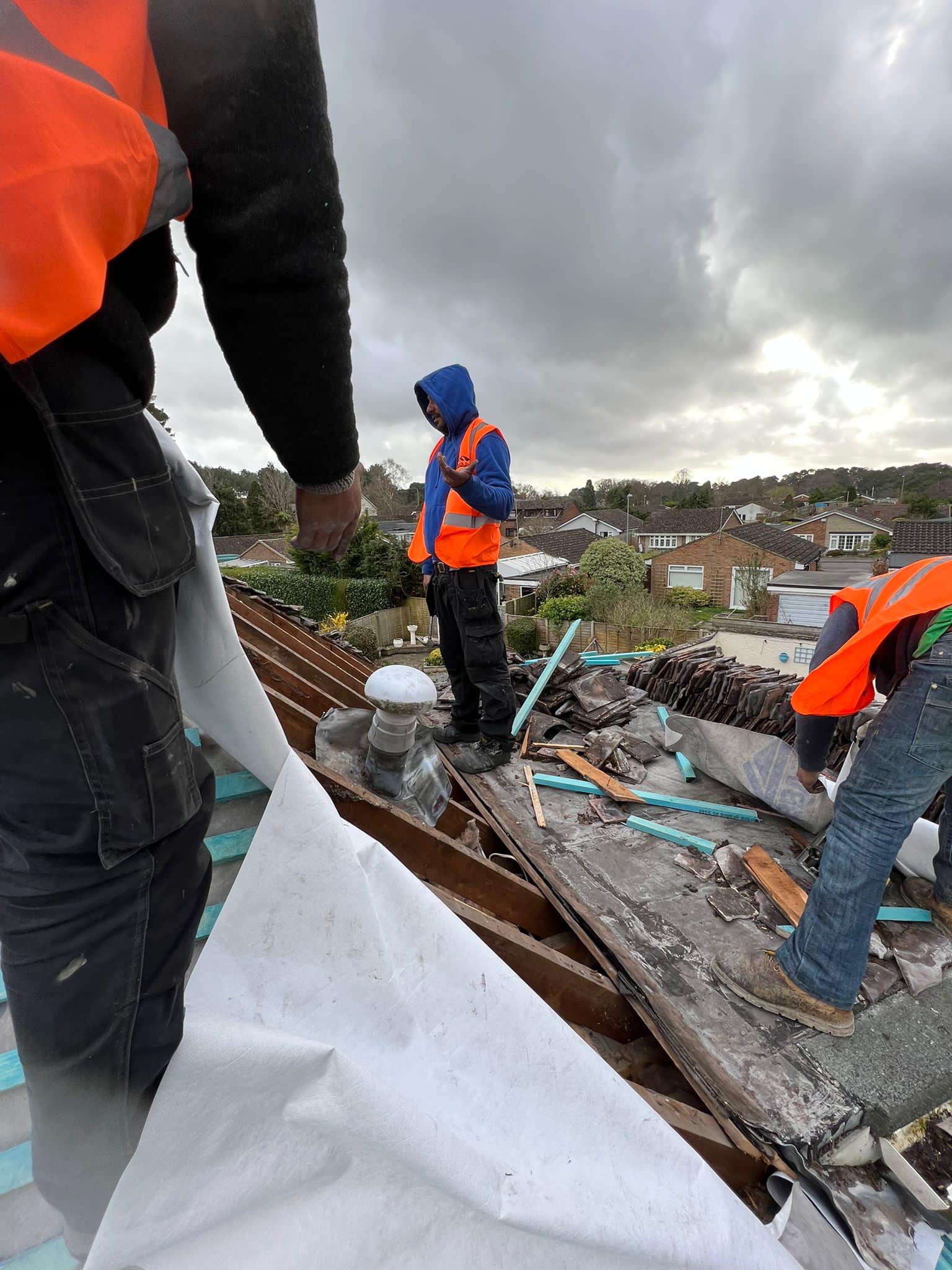 Roofing project - 935805974505029