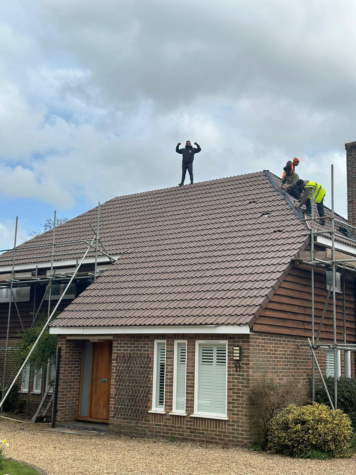 Roofing project - 935806937838266