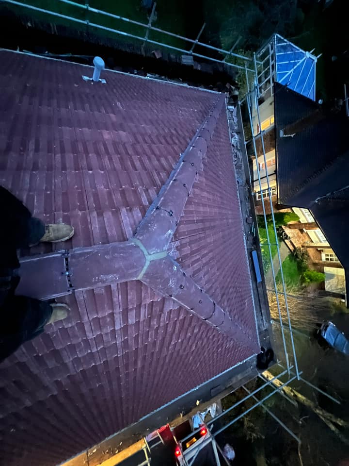 Roofing project - 935808411171452