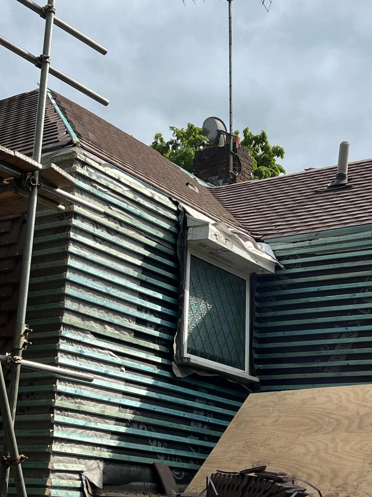 Roofing project - 982584636493829