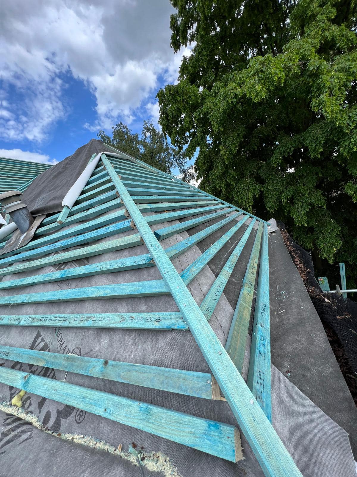 Roofing project - 982585893160370