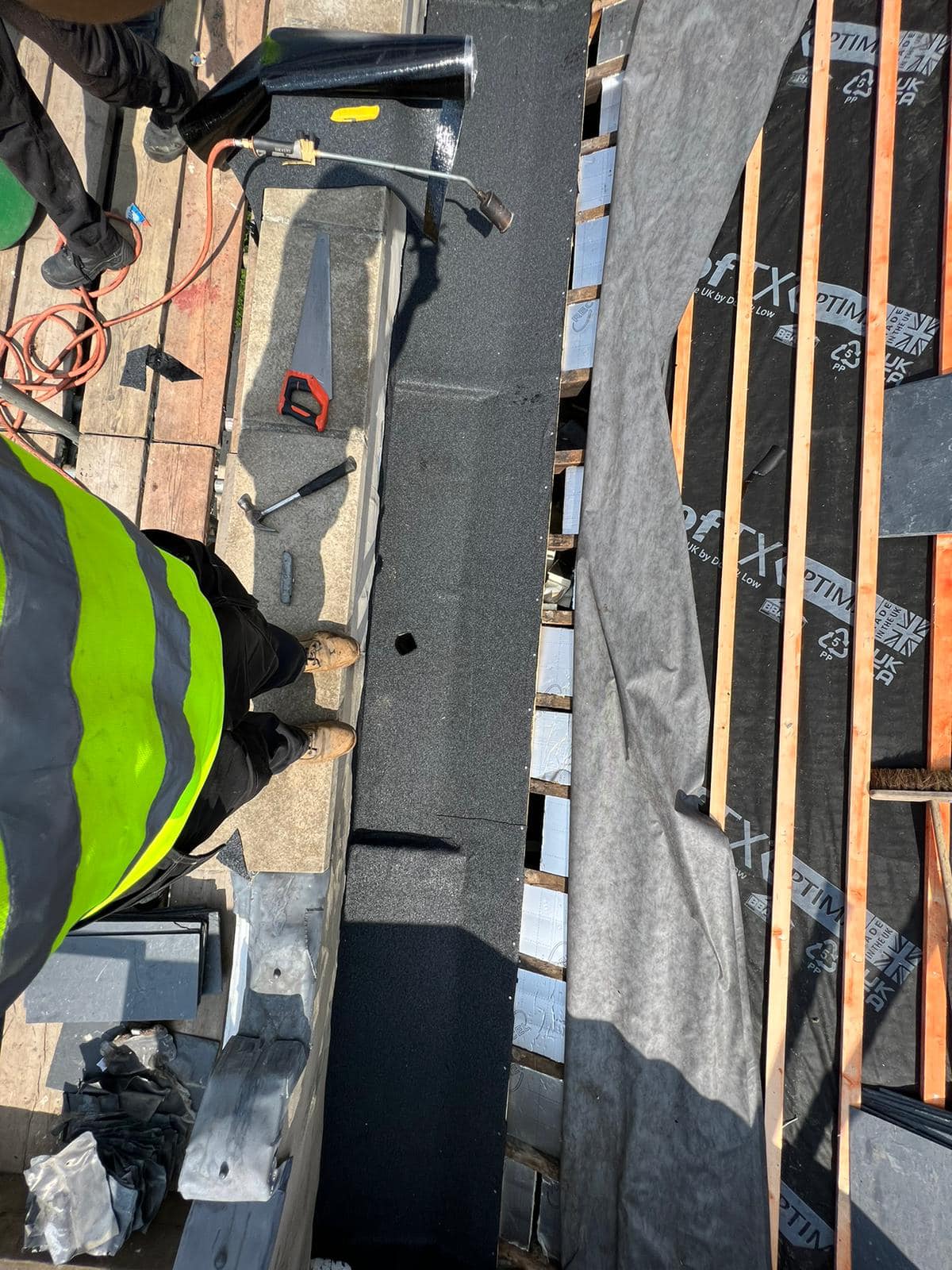 Roofing project - 982590369826589