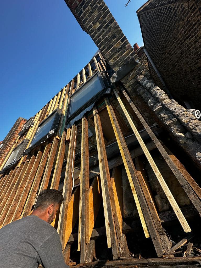 Roofing project - 982595349826091