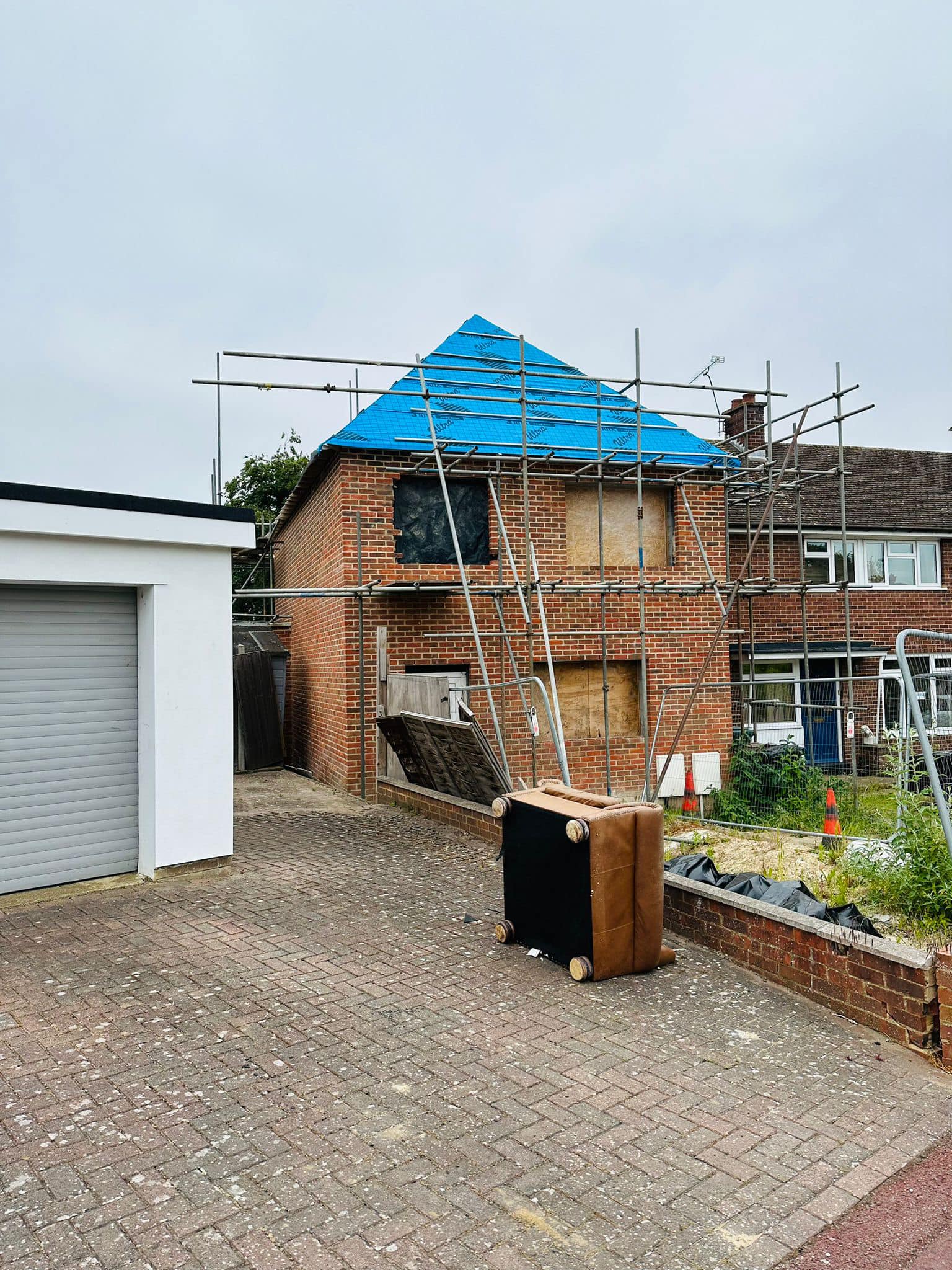 Roofing project - 982599389825687