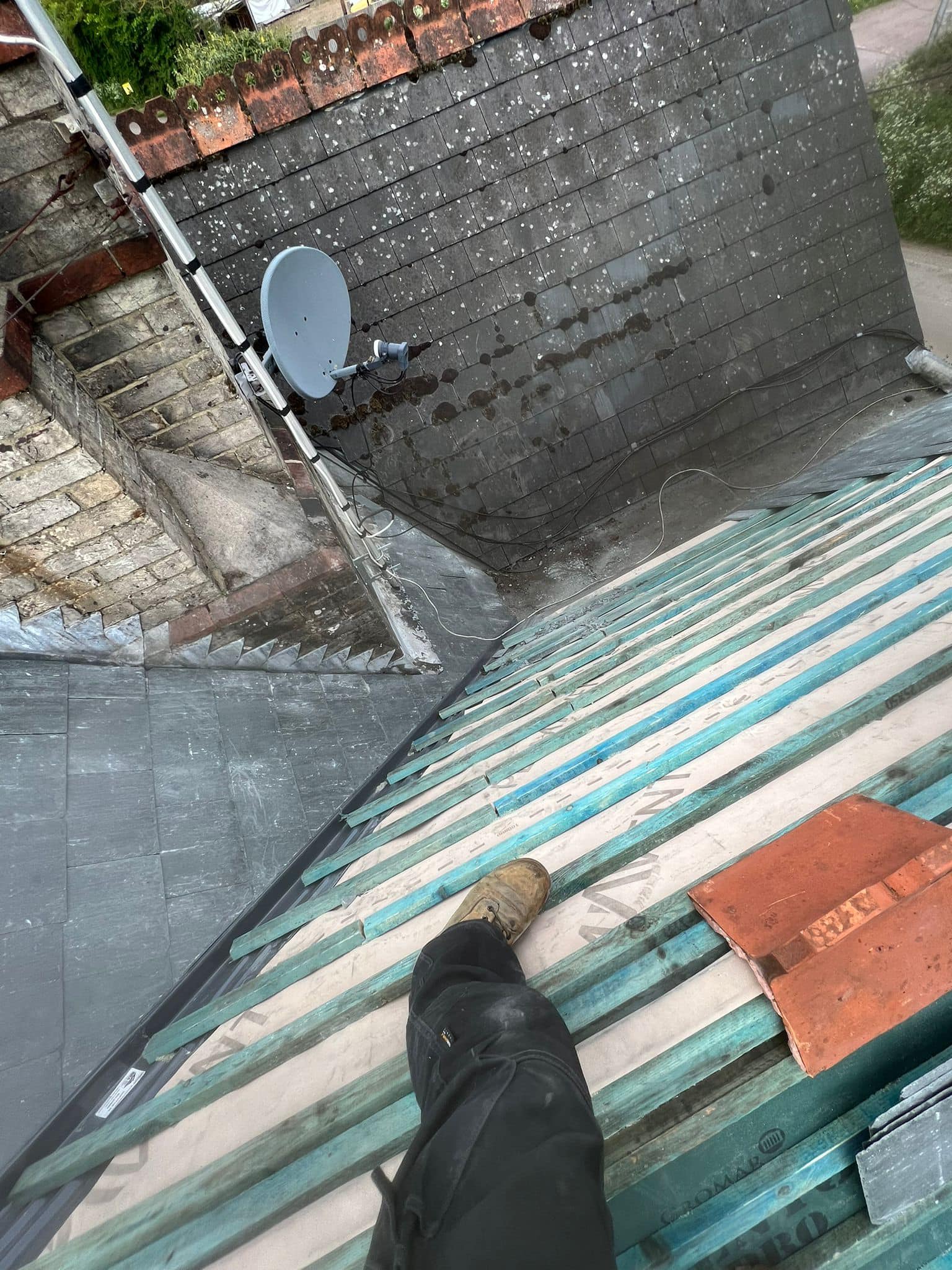 Roofing project - 982621229823503