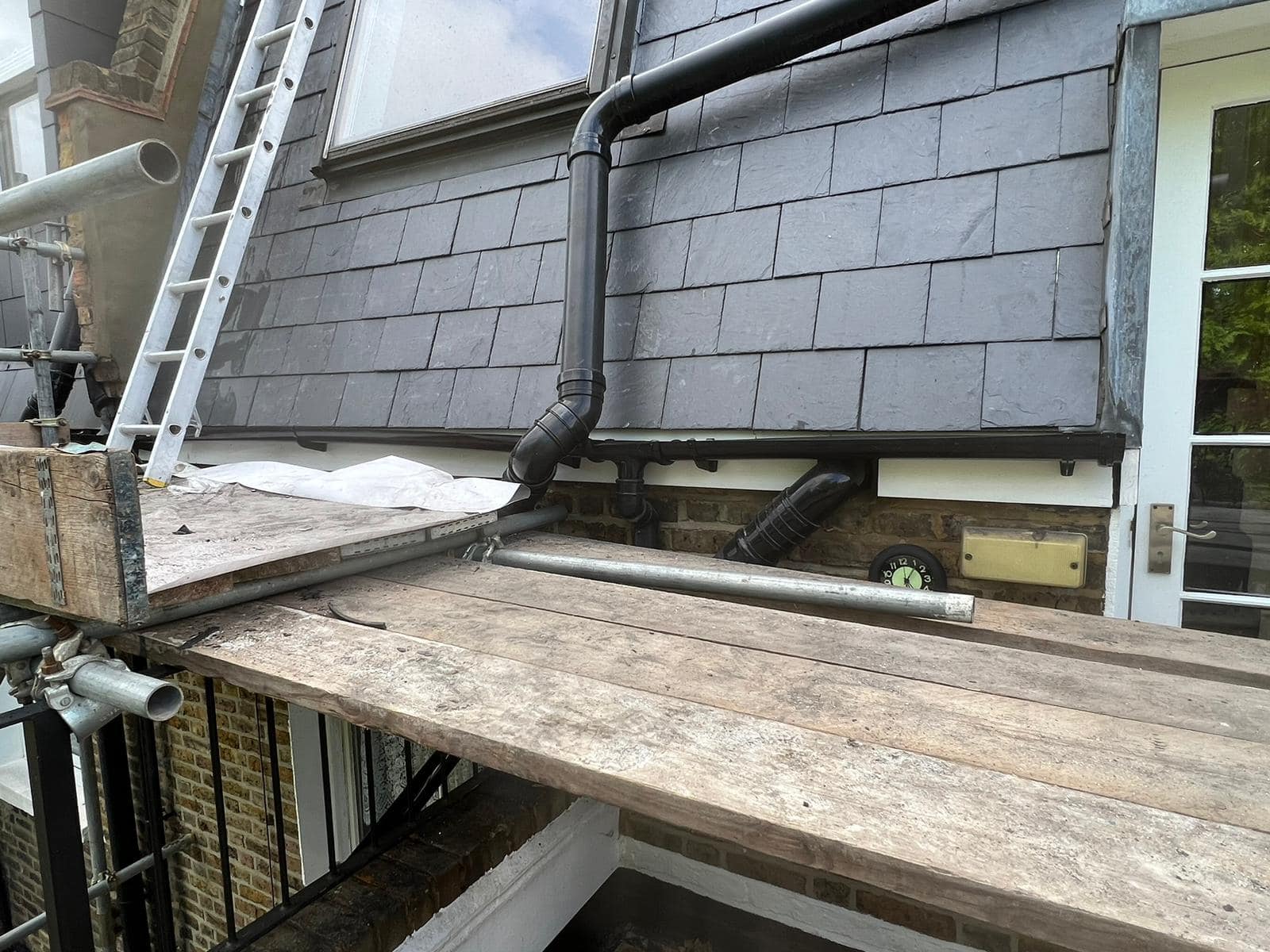 Roofing project - 982623886489904