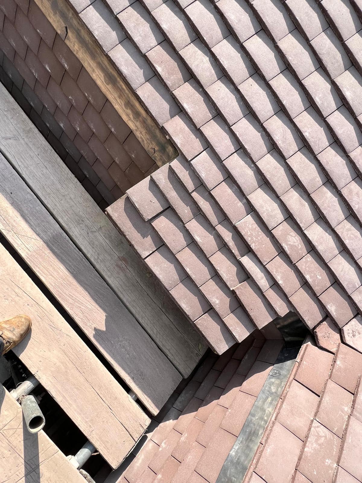 Roofing project - 983381603080799