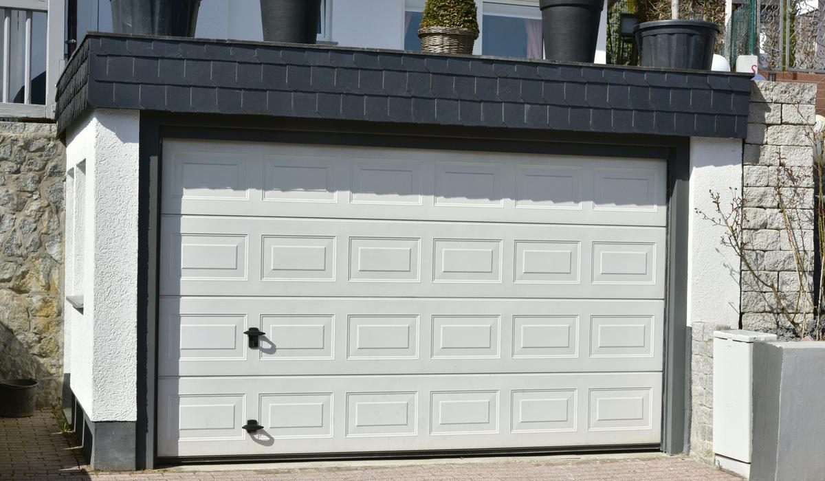 London’s Best Services for Domestic Garage Inspection and Survey